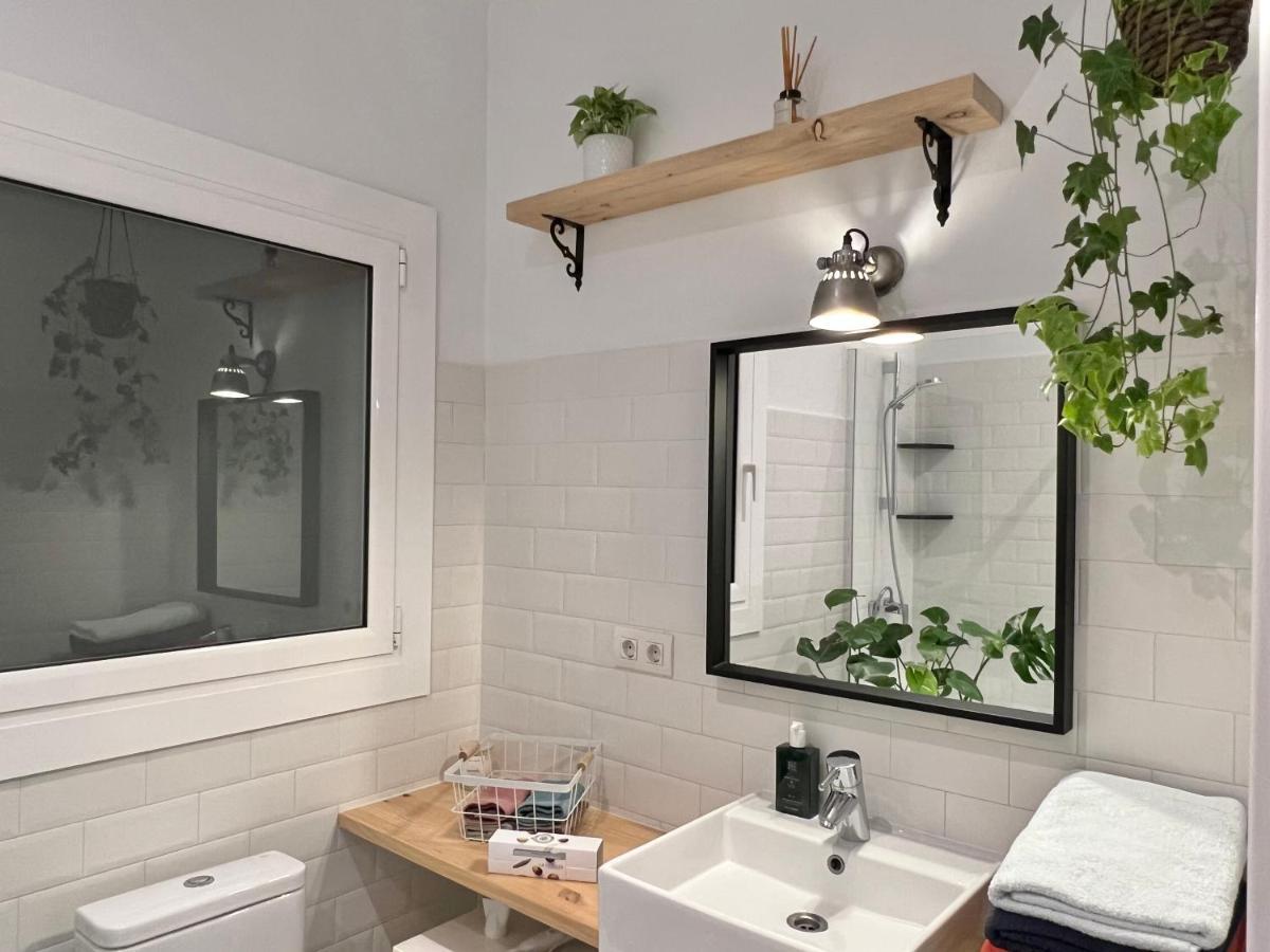 Charming Appartement In The Heart Of Барселона Екстериор снимка